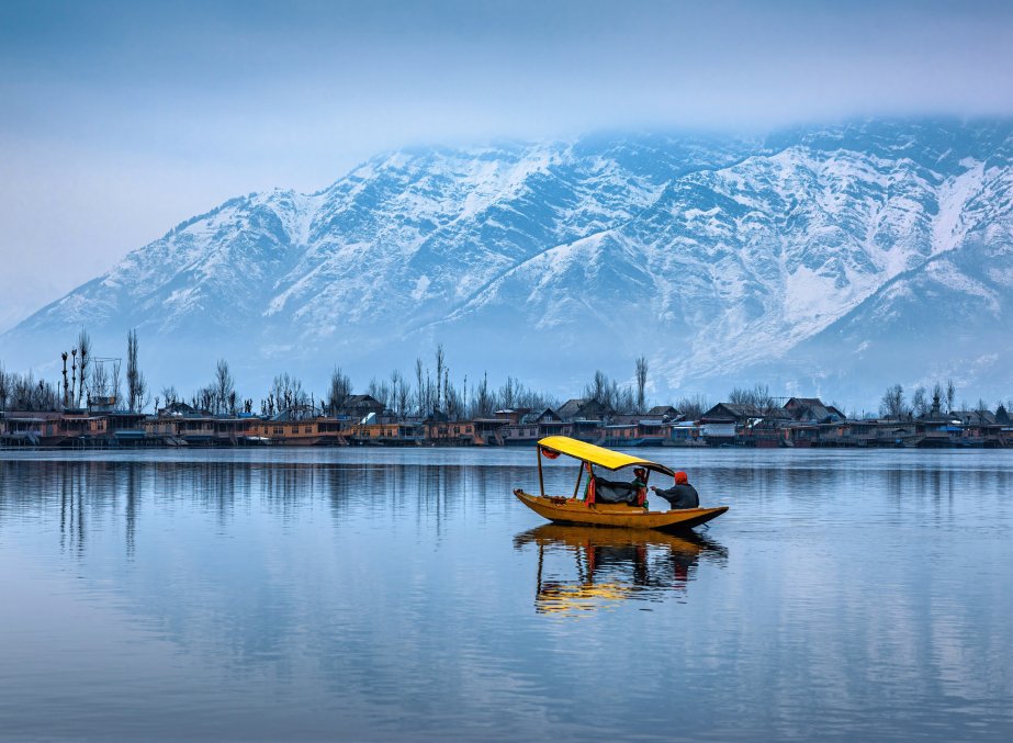 Dal Lake In Winter