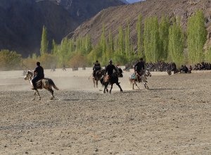 Pony Ride to Thajiwa Glacier